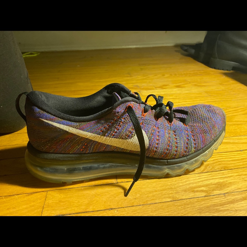 Nike Flyknit Air Max Multicolor - Like new - Rare in this condition.